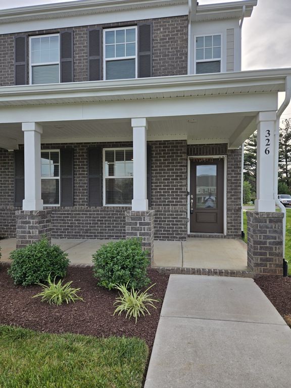 326 Lydia Dr, Murfreesboro, TN 37128