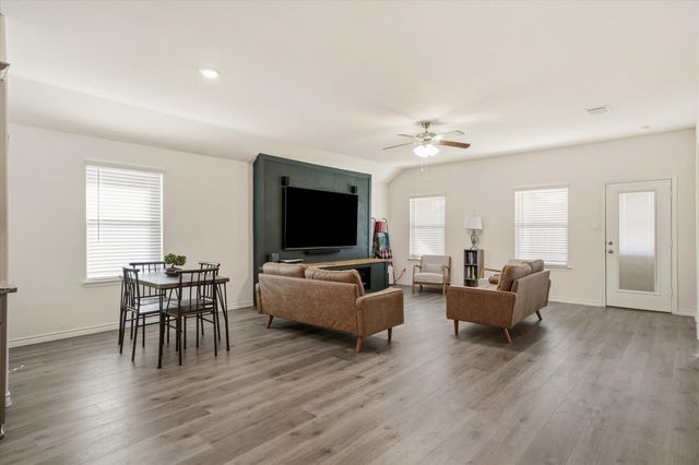 202 Buckboard Lane, Caddo Mills, TX 75135