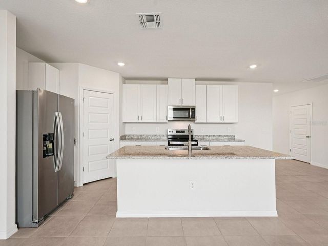 13613 SHELLMORE AVENUE, Palmetto, FL 34221