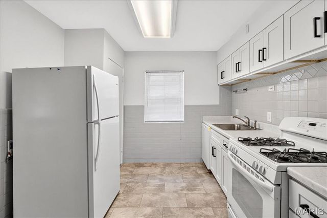 7512 Dale Avenue, St Louis, MO 63117