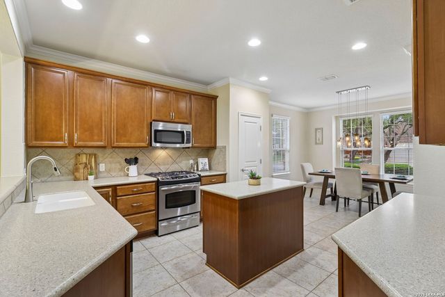 4626 Thomas Rusk, San Antonio, TX 78253