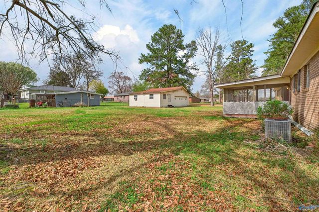 1207 Larrydale Drive, Glencoe, AL 35905