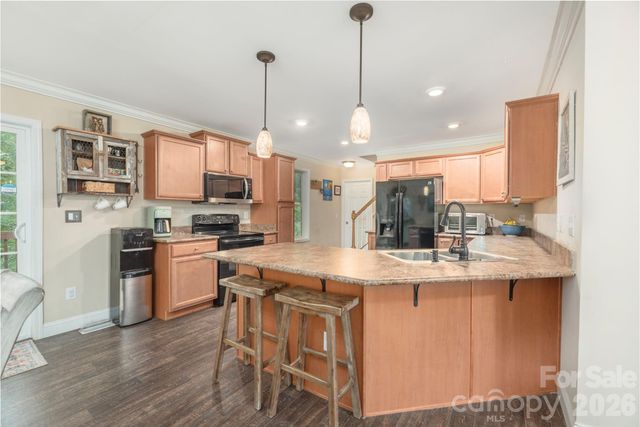 10 E Rolling Acres Drive, Weaverville, NC 28787