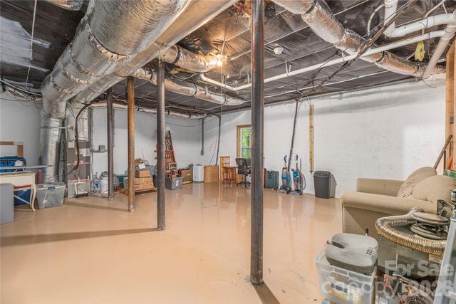 10 E Rolling Acres Drive, Weaverville, NC 28787
