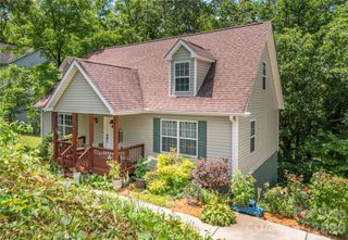10 E Rolling Acres Drive, Weaverville, NC 28787