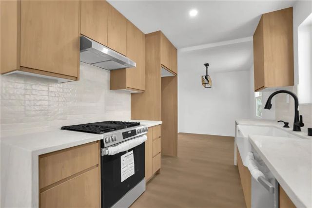 4808 Maryland, La Crescenta, CA 91214