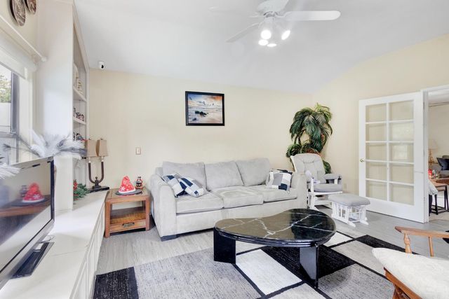 8085 Glen Alta Way, Citrus Heights, CA 95610