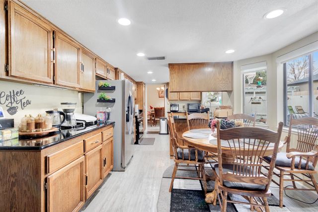 8085 Glen Alta Way, Citrus Heights, CA 95610