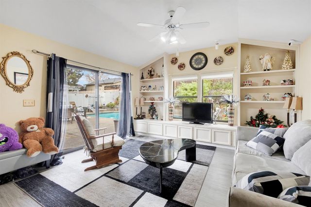 8085 Glen Alta Way, Citrus Heights, CA 95610