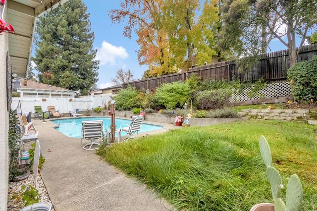 8085 Glen Alta Way, Citrus Heights, CA 95610