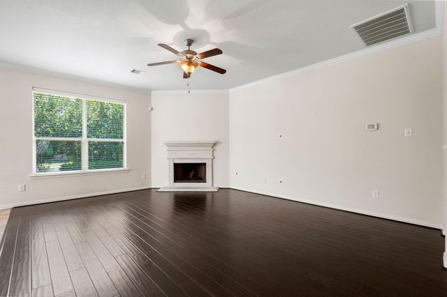 46 Black Swan Court, The Woodlands, TX 77354