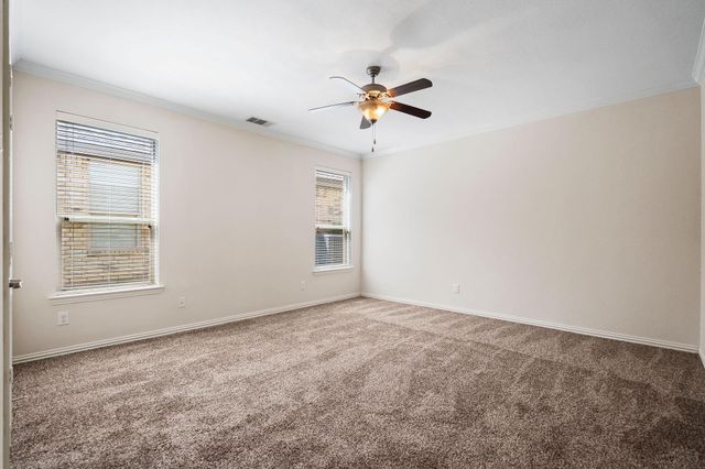 46 Black Swan Court, The Woodlands, TX 77354