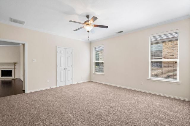 46 Black Swan Court, The Woodlands, TX 77354