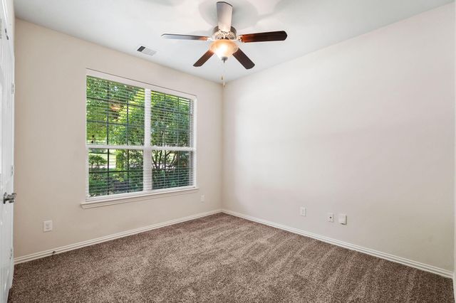 46 Black Swan Court, The Woodlands, TX 77354