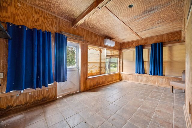 237 Linda Lee Crossing, Whitney, TX 76692