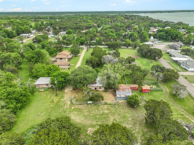237 Linda Lee Crossing, Whitney, TX 76692