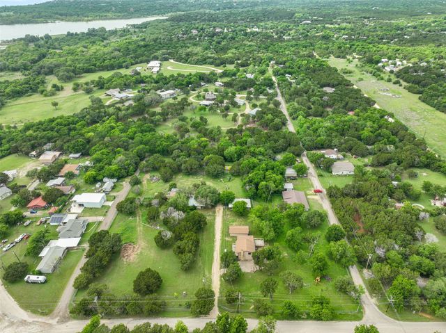 237 Linda Lee Crossing, Whitney, TX 76692