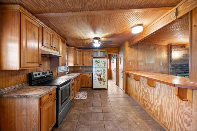 237 Linda Lee Crossing, Whitney, TX 76692
