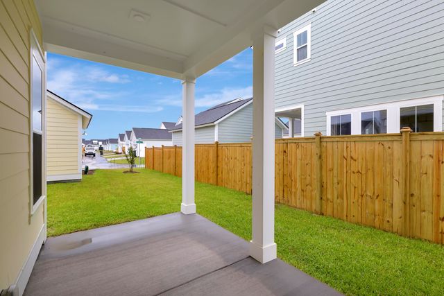 134 Cloverfield Trail Drive, Summerville, SC 29486