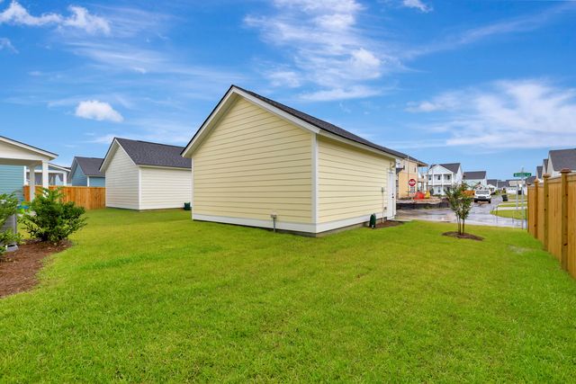 134 Cloverfield Trail Drive, Summerville, SC 29486