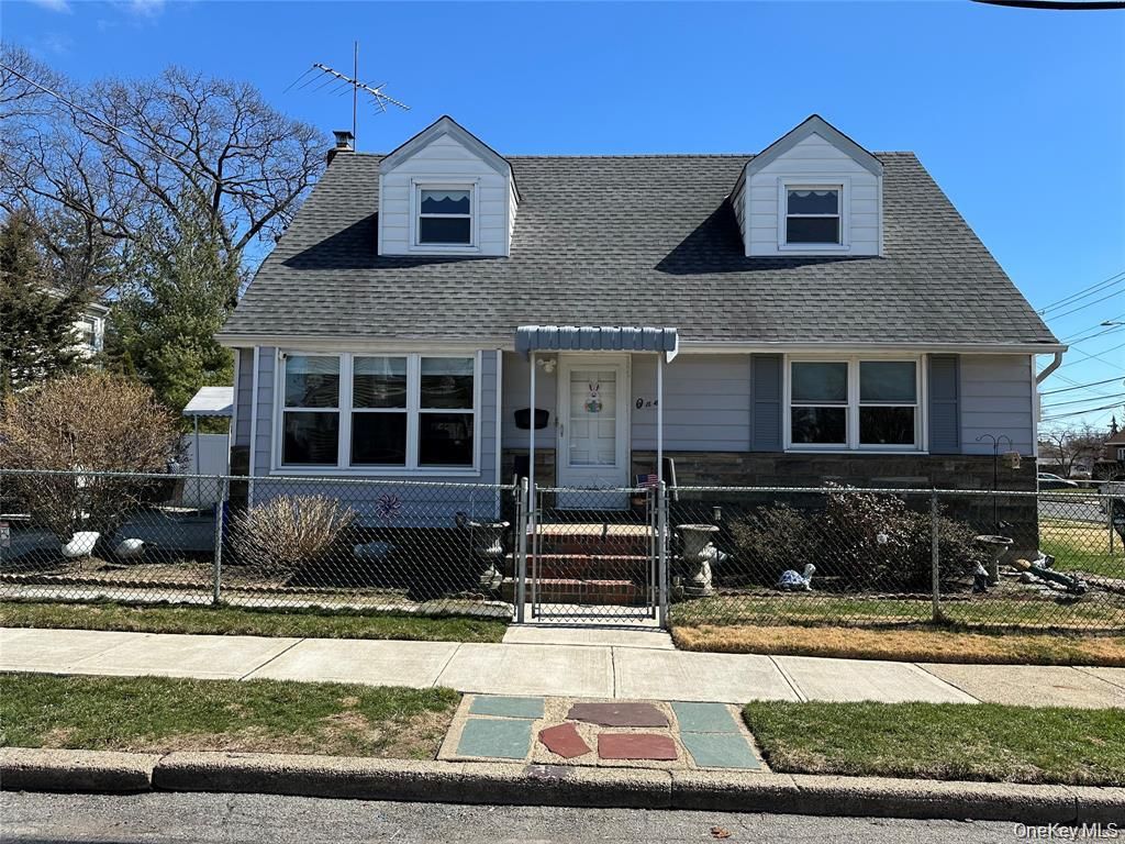 one Waverly Place, Valley Stream, NY 11580