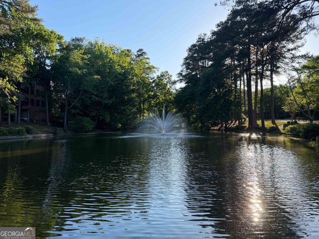 39 Plantation Drive NE, Atlanta, GA 30324