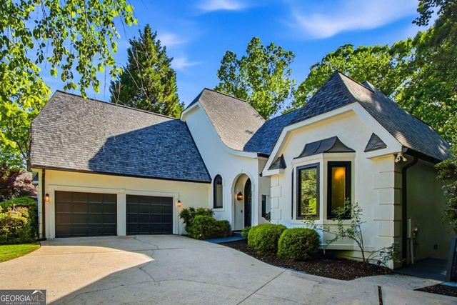 39 Plantation Drive NE, Atlanta, GA 30324