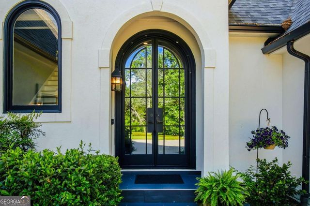39 Plantation Drive NE, Atlanta, GA 30324