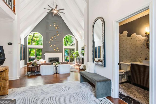 39 Plantation Drive NE, Atlanta, GA 30324