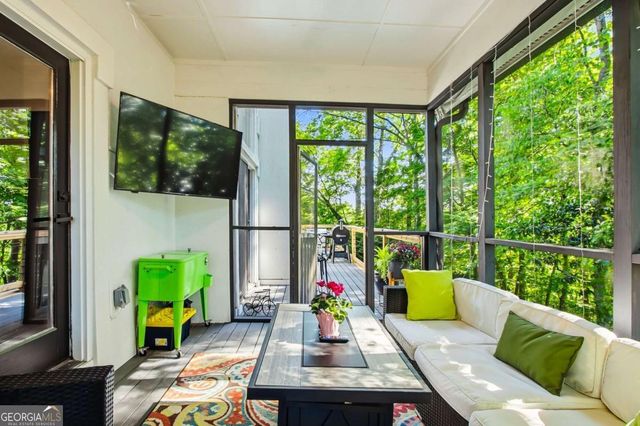 39 Plantation Drive NE, Atlanta, GA 30324