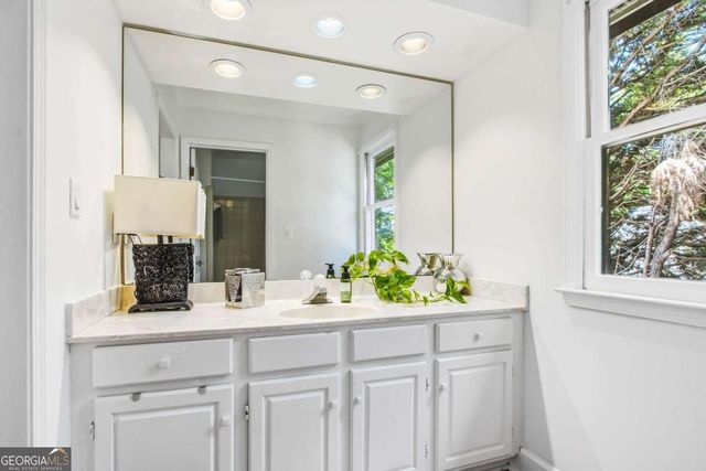 39 Plantation Drive NE, Atlanta, GA 30324