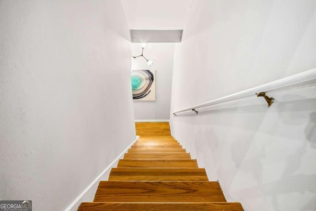 39 Plantation Drive NE, Atlanta, GA 30324