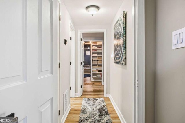 39 Plantation Drive NE, Atlanta, GA 30324