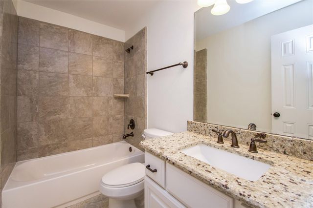 3 Solebrook Path, Tomball, TX 77375