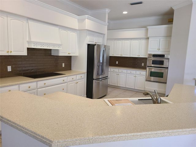 9996 CHERRY HILLS AVENUE CIRCLE, Bradenton, FL 34202