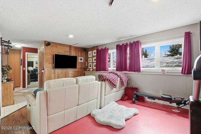 4151 Tahoe Drive, Anchorage, AK 99502