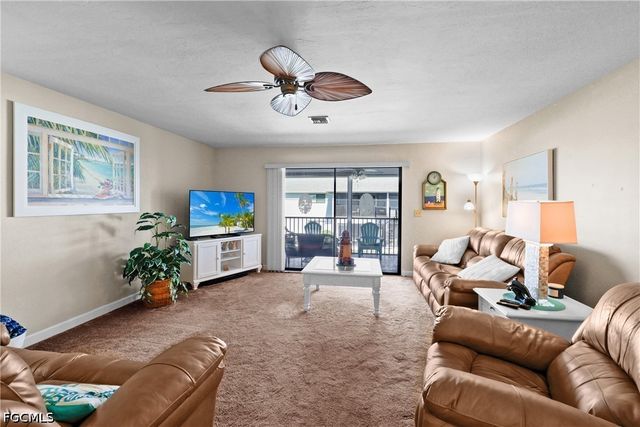 1203 SW 48th TER 201, Cape Coral, FL 33914