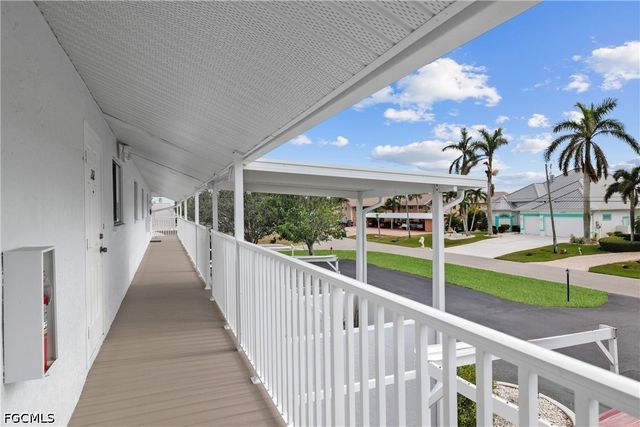 1203 SW 48th TER 201, Cape Coral, FL 33914