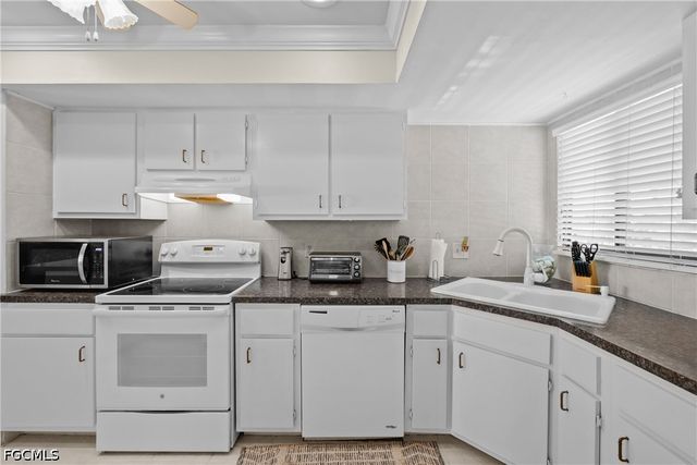 1203 SW 48th TER 201, Cape Coral, FL 33914