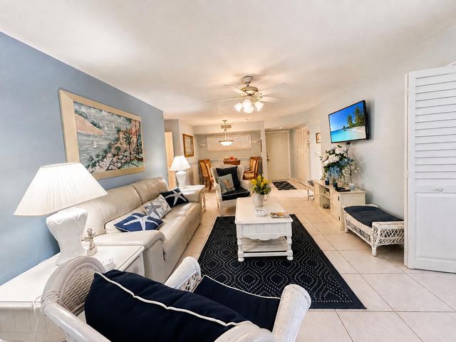 10 Colonial Club Drive 101, Boynton Beach, FL 33435