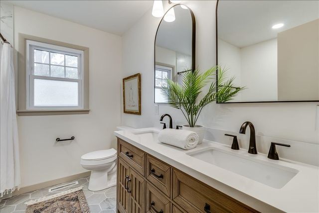1611 N Rock Rd., Mulvane, KS 67110