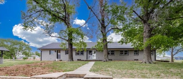 1611 N Rock Rd., Mulvane, KS 67110