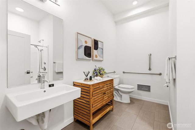 1498 NW 75th Street, Seattle, WA 98117