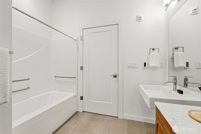 1498 NW 75th Street, Seattle, WA 98117