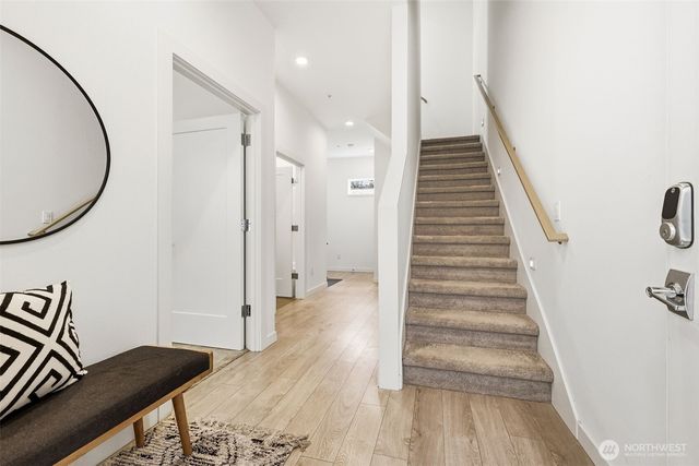 1498 NW 75th Street, Seattle, WA 98117