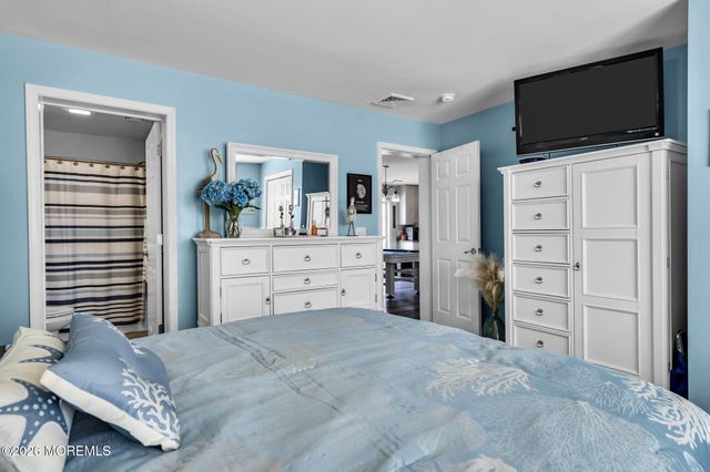 48 Albert Drive, Manahawkin, NJ 08050