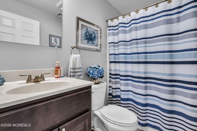 48 Albert Drive, Manahawkin, NJ 08050