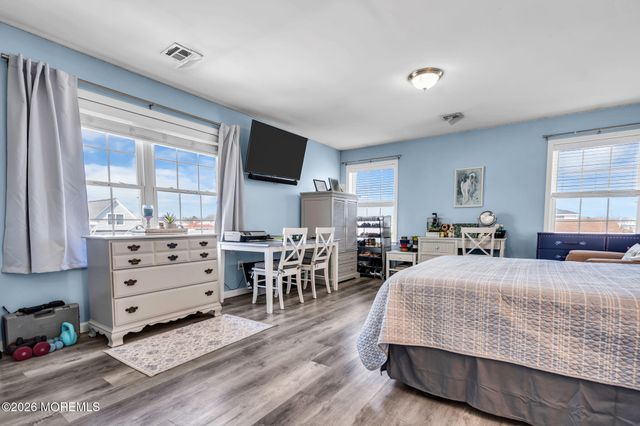 48 Albert Drive, Manahawkin, NJ 08050