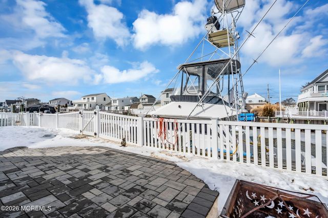 48 Albert Drive, Manahawkin, NJ 08050