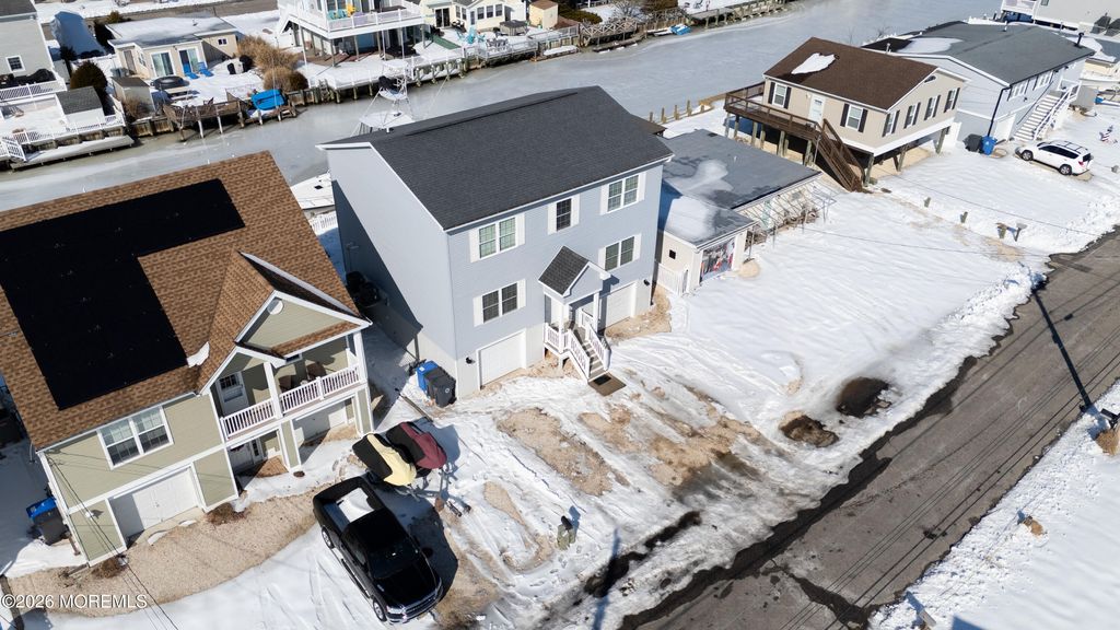 48 Albert Drive, Manahawkin, NJ 08050